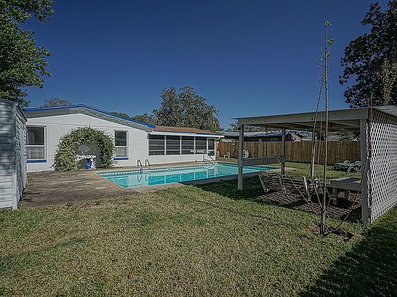 5th image of 517 Marlowe Dr