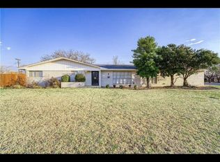 357 Lakeside Dr, Altus, OK 73521