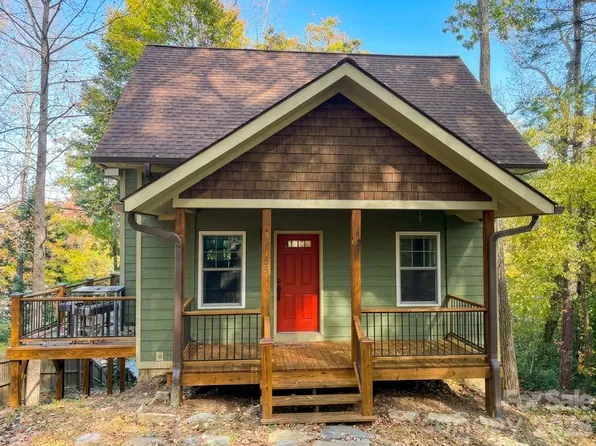 35 Hibriten Dr, Asheville, NC 28801
