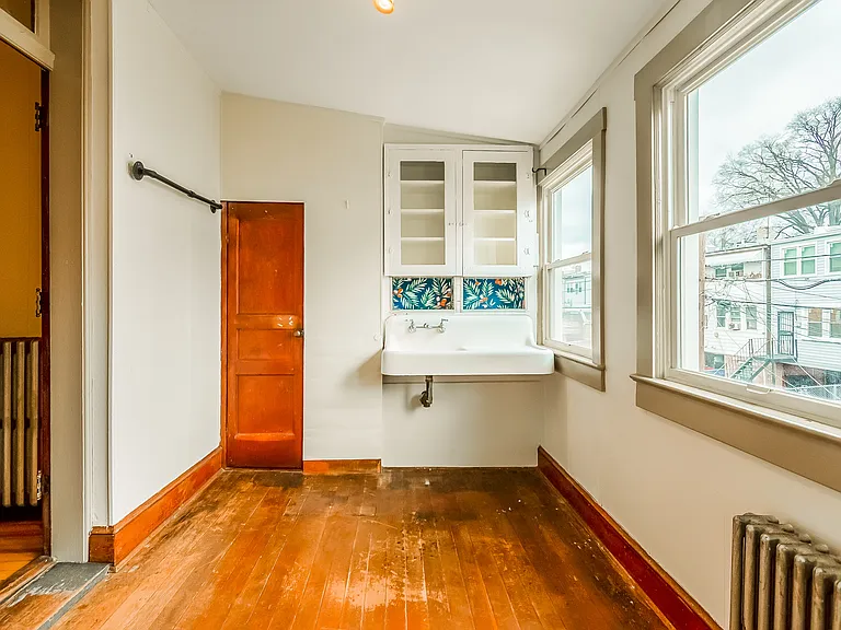 1236 Oates St NE — Photo 12