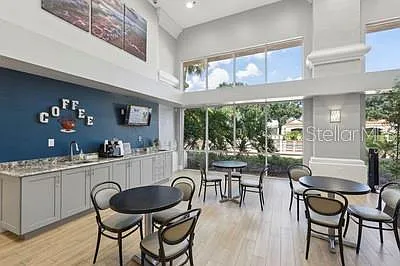 2222 Caxton Ave — Photo 36
