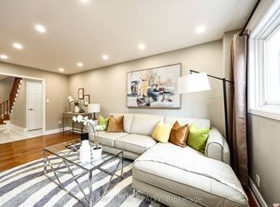5533 Richmeadow Mews, Mississauga, ON L4Z 3T3