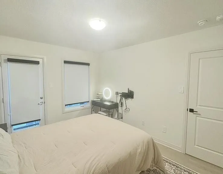 37 Brandon Cres — Photo 5