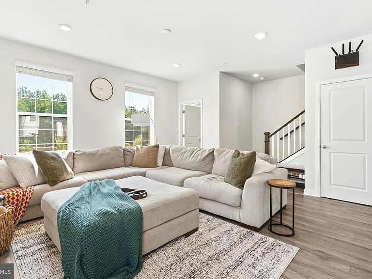 369 Soft Rush Ln — Photo 15
