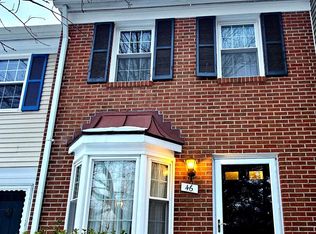 46 Dorrell Ct, Sterling, VA 20165