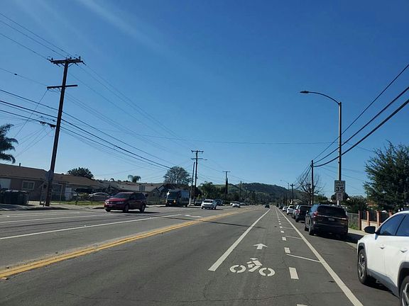 4th image of 511 W Phillips Blvd