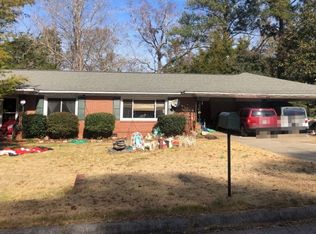 516 4th St, Manchester, GA 31816