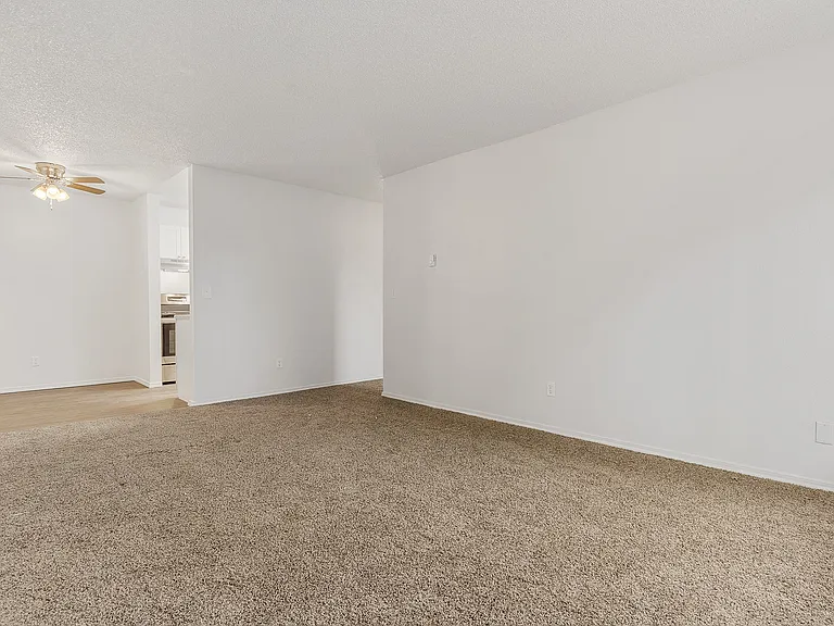 The Ridge at Bellevue — Photo 10