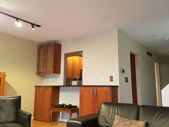 4th image of 2050 Bancroft Dr