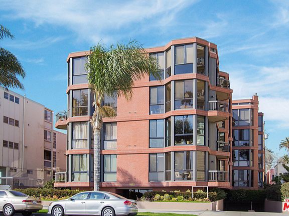 3rd image of 1033 Ocean Ave Unit 101