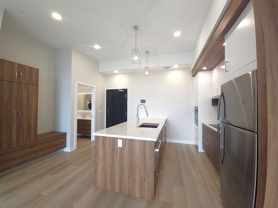 1st image of 4030 University Ave NW #1576729