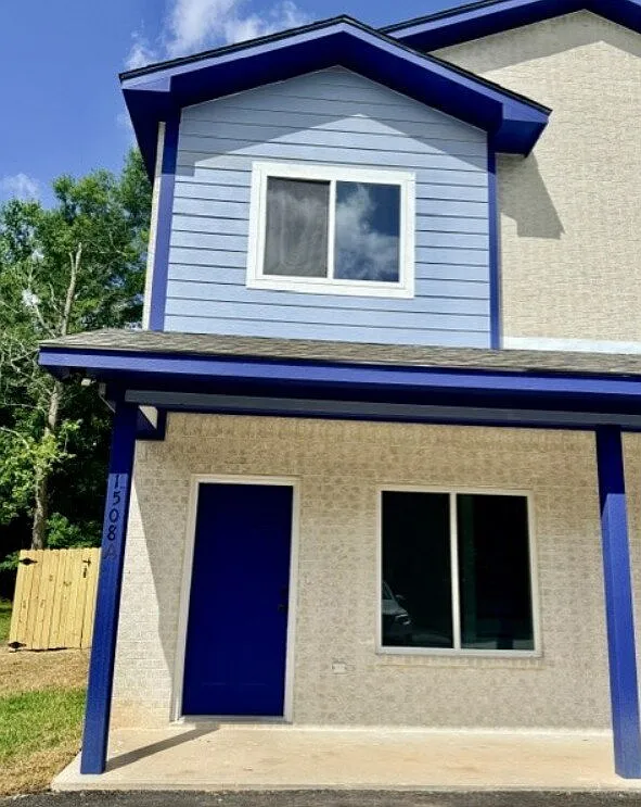 2 bed, 1.5 bath, 952 sqft, $1,295 — Photo 2