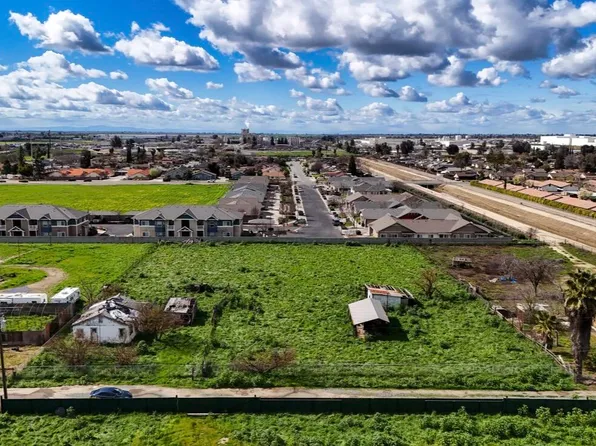 1686 E Foster Drive #H, Tulare, CA 93274