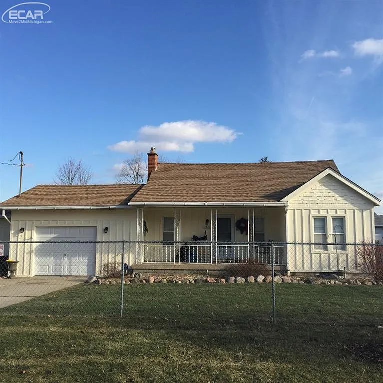 1591 Lambden Rd photo 1