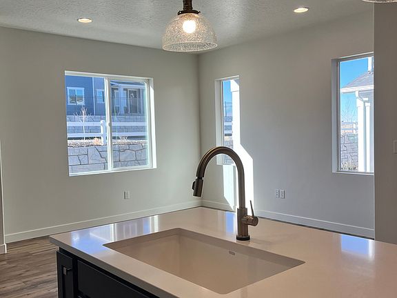 4th image of 6828 S Mount Berry Rd #423