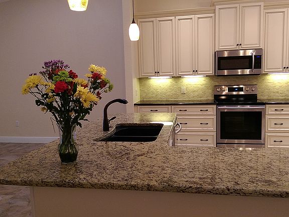 3rd image of 1780 Deborah Drive #30