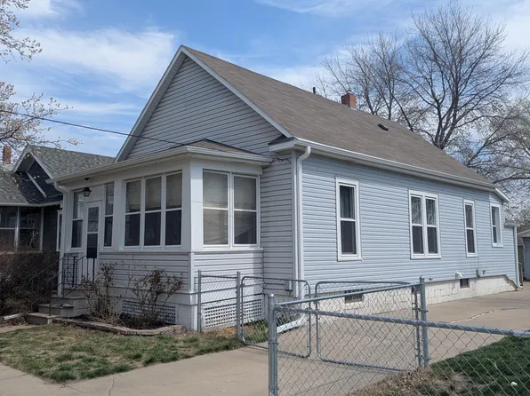 305 S 21st St, Council Bluffs, IA 51501