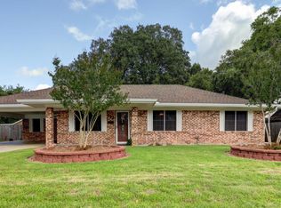 802 Broussard St, New Iberia, LA 70560