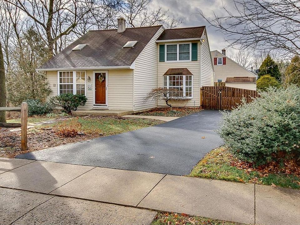 Front of the house and driveway