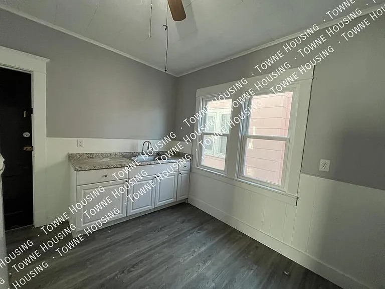 15 Beatrice Ave #1 — Photo 10