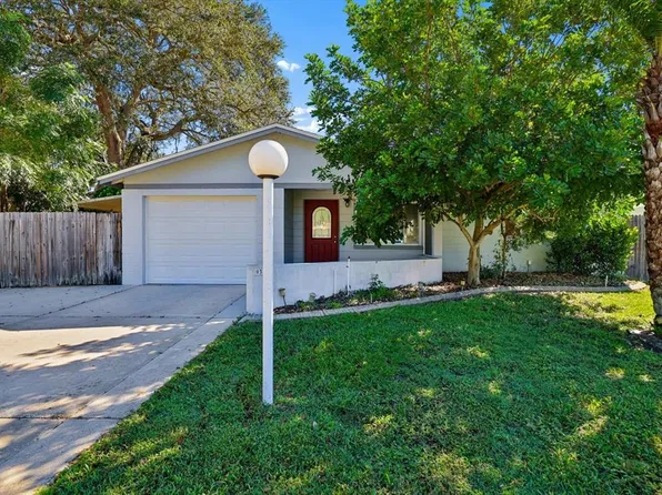 9371 110TH STREET, SEMINOLE, FL 33772