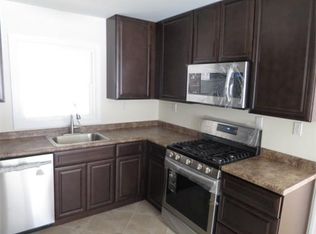 6 Flower Rd, Somerset, NJ 08873