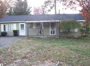 1221 Windywood Dr, Saint Helen, MI 48656