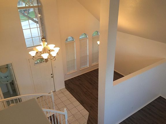 5th image of 5406 Mill Run Dr