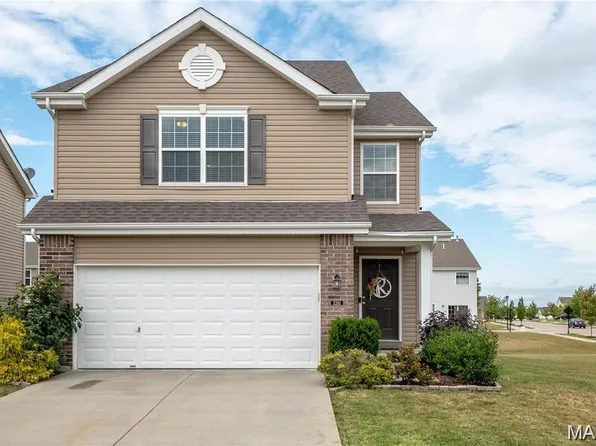 3381 Charlestowne Crossing Dr, Saint Charles, MO 63301