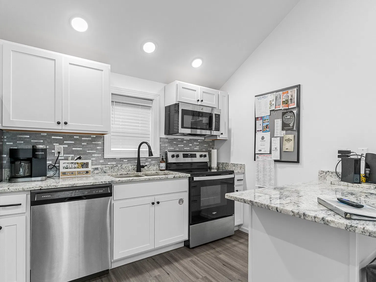 Studio, 600 sqft, $1,200 — Photo 4