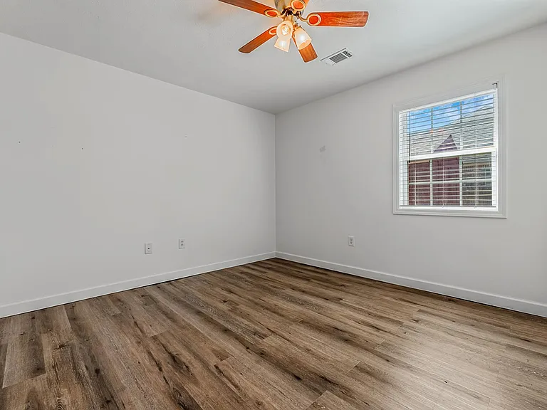 2213 Caleb Dr — Photo 17