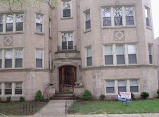 2631 W Greenleaf Ave #3W, Chicago, IL 60645