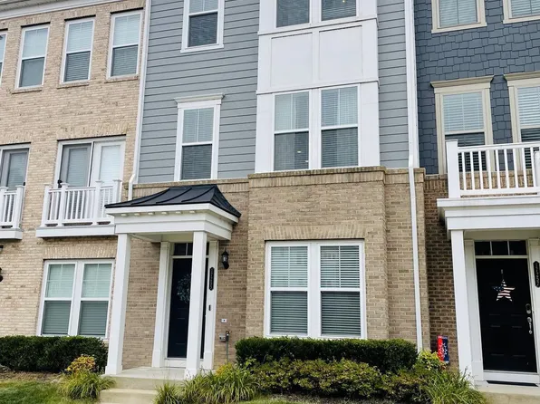 17255 Herring Gull Ln, Dumfries, VA 22026