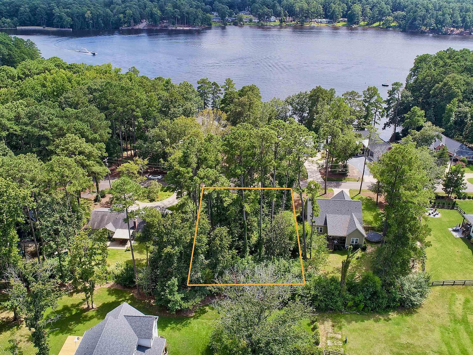42 Lakeview Dr, Whispering Pines, NC 28327 Zillow