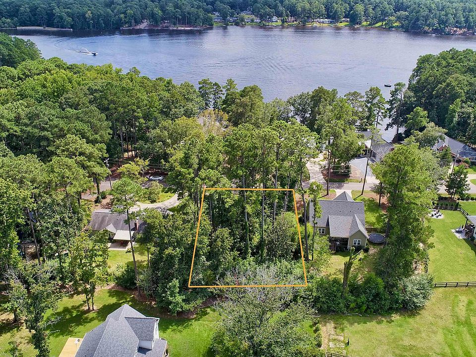 42 Lakeview Dr, Whispering Pines, NC 28327 Zillow