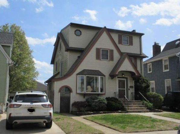 157 Washington St, Keyport, NJ 07735