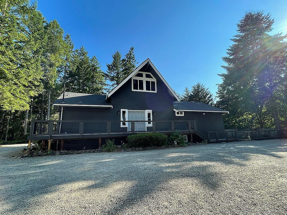1st image of 9610 Chapman Dr NW