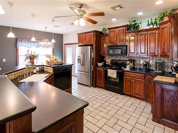 5th image of 103 Timberridge Dr