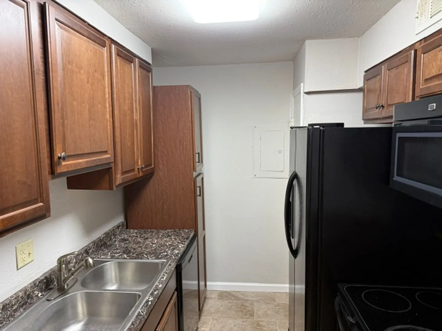 Signal View Rental - E71 — Photo 2