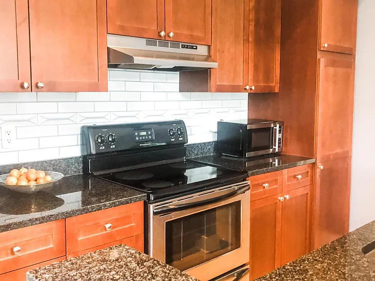 924 Garrett St SE #301 — Photo 5
