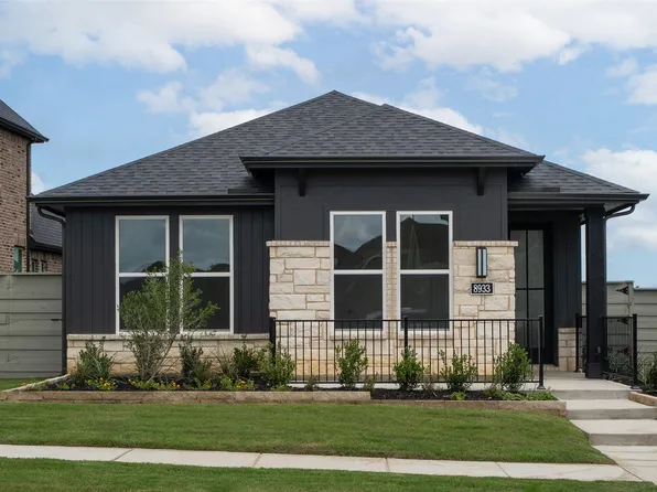 8933 Acorn Ave, Justin, TX 76247