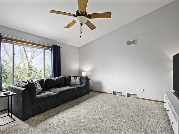 4th image of 840 Vista Ridge Drive