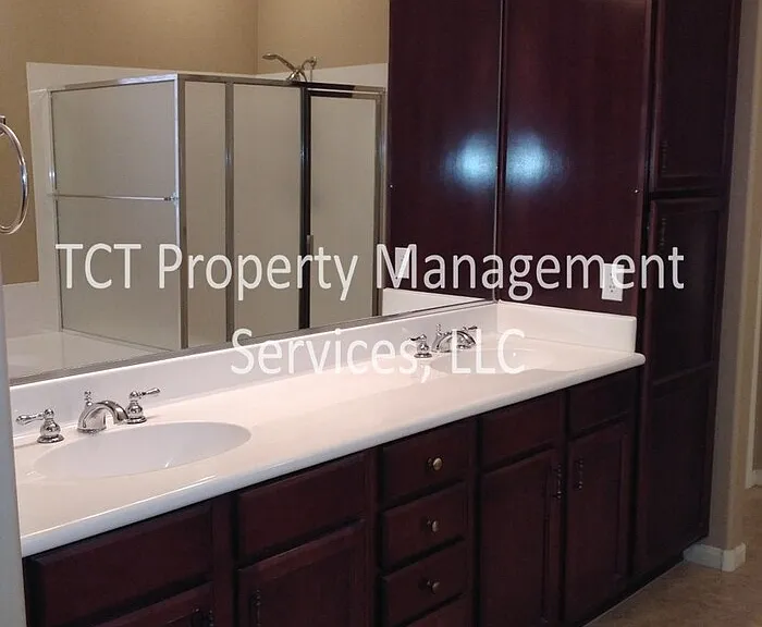 1234 E Ivanhoe Ct — Photo 10