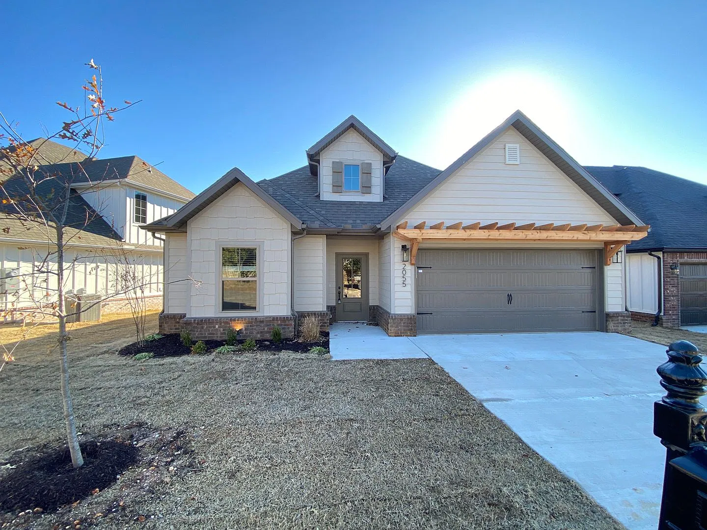 2055 Penelope Ln. — Photo 1