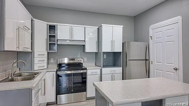 416 J R Rodriguez Cir #7 — Photo 13