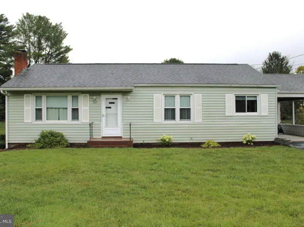 309 S Summit Ave, Woodstock, VA 22664