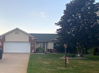 11271 Cathy Dr, Goodrich, MI 48438