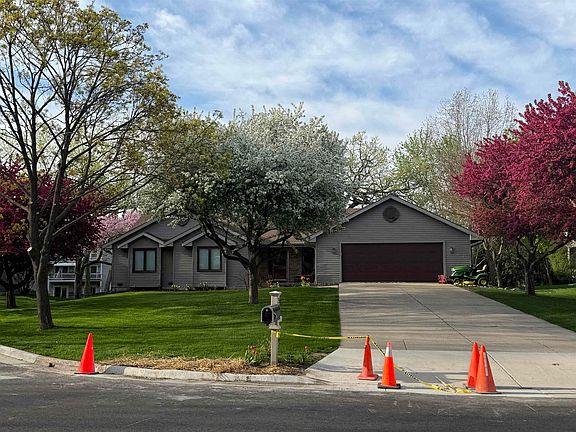 4th image of 308 Fox Cir