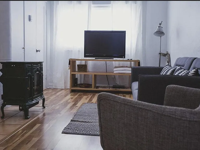 808 Forrester St NW #1/2 — Photo 5