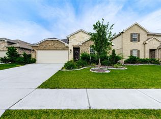 9210 Lair Cove Dr, Cypress, TX 77433